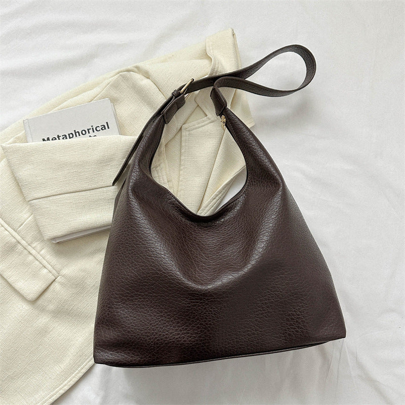 The Effortless Pebbled Hobo Bag | Slouchy Shoulder & Crossbody