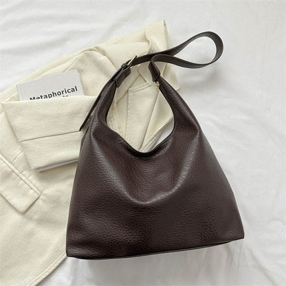 The Effortless Pebbled Hobo Bag | Slouchy Shoulder & Crossbody