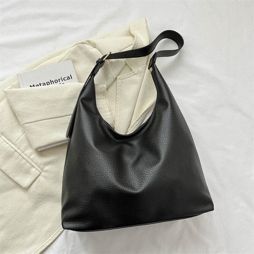 The Effortless Pebbled Hobo Bag | Slouchy Shoulder & Crossbody